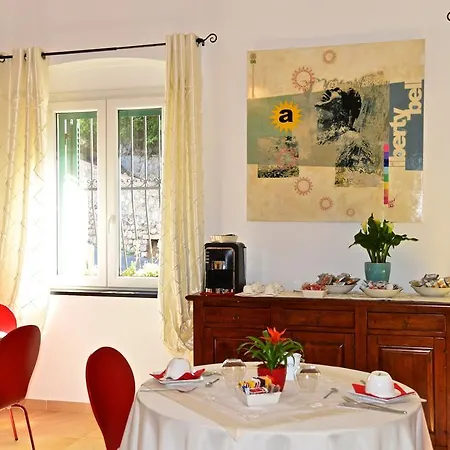 B&B Torre Porta Marina Bed & Breakfast *