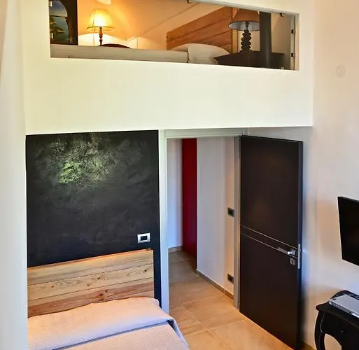 Bed and Breakfast Torre Porta Marina 4*