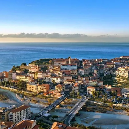 Torre Porta Marina Frühstückspension Ventimiglia