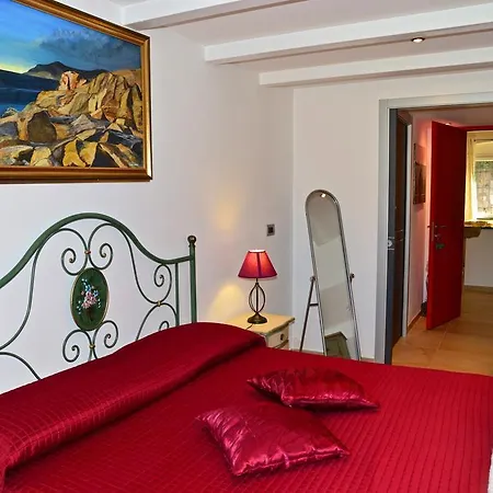 Torre Porta Marina B&B 벤티밀리아