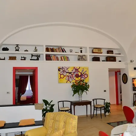 Torre Porta Marina B&B 벤티밀리아