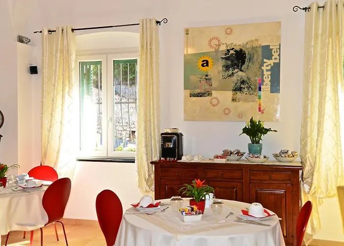 Torre Porta Marina Bed & Breakfast 4*